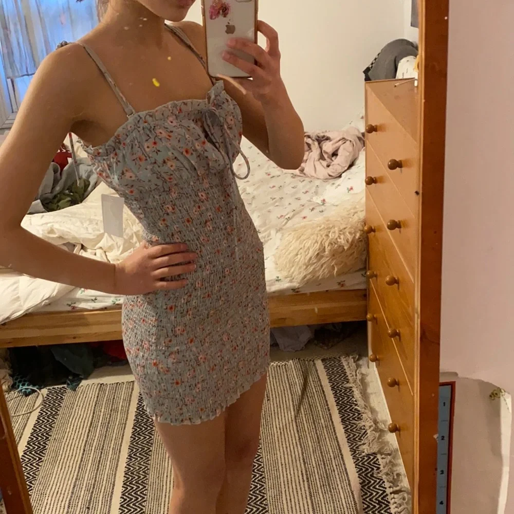 Floral Mini Dress - Picture 4 of 4